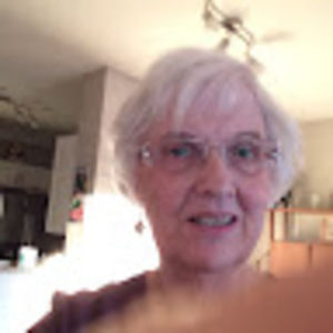 Meet your Posher, Dina